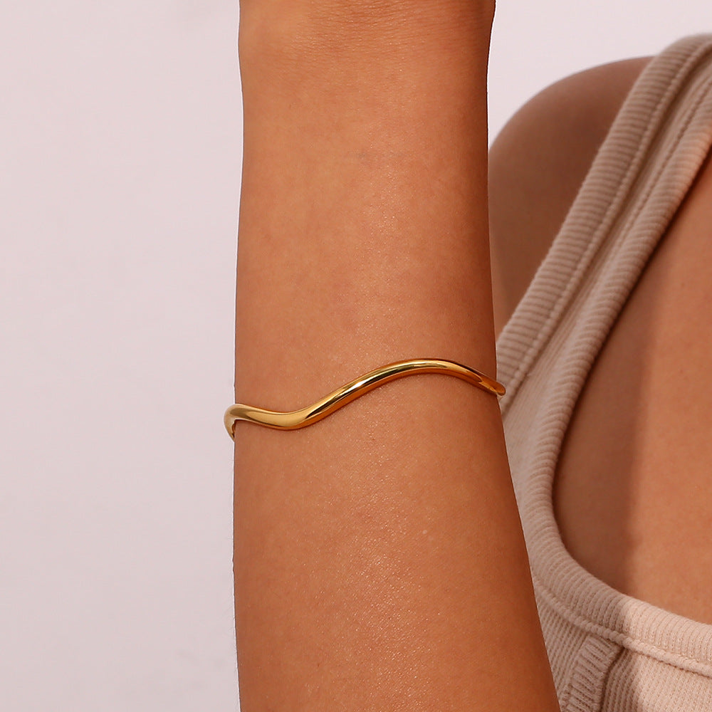 LUCINDA BRACELET (GOLD)