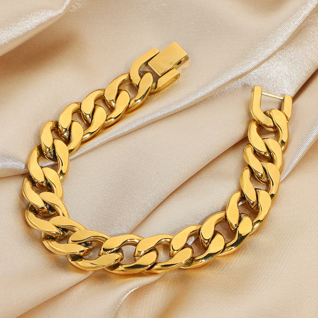 KAYLE BRACELET (GOLD)