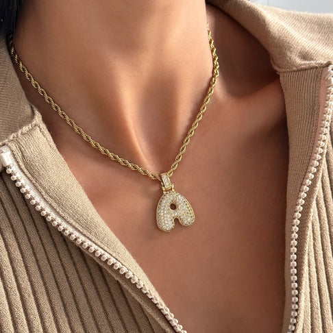 LI BUBBLE LETTER NECKLACE (GOLD)